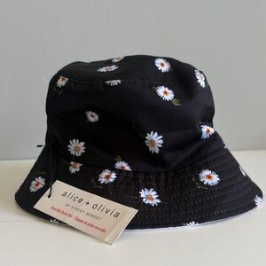 Alice + Olivia Daisy Print Bucket Hat Black Floral Reversible OS Women Boho